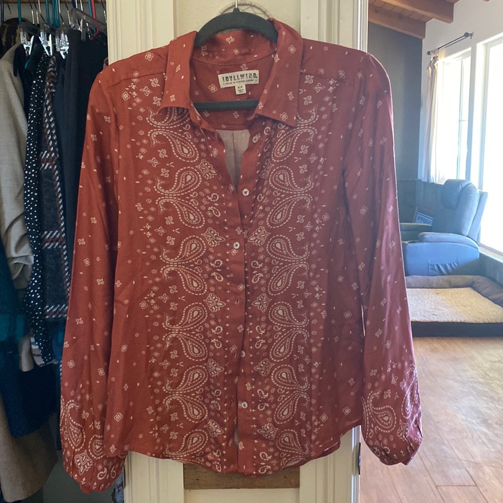 Paisley shirt